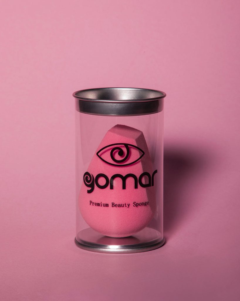 Punch Pink Makeup Sponge – Foundation Blender