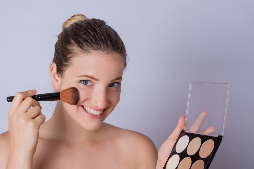 Achieving a Natural Contour: Enhancing Your Features without Looking Overdone